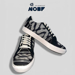 Sepatu Pria Noir Heritage – Hitam Motif | Knitted Textile Breathable | Stylish & Nyaman