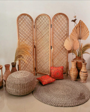 Partisi Rotan 3 pintu