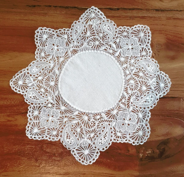 Round Table Mat 35cm