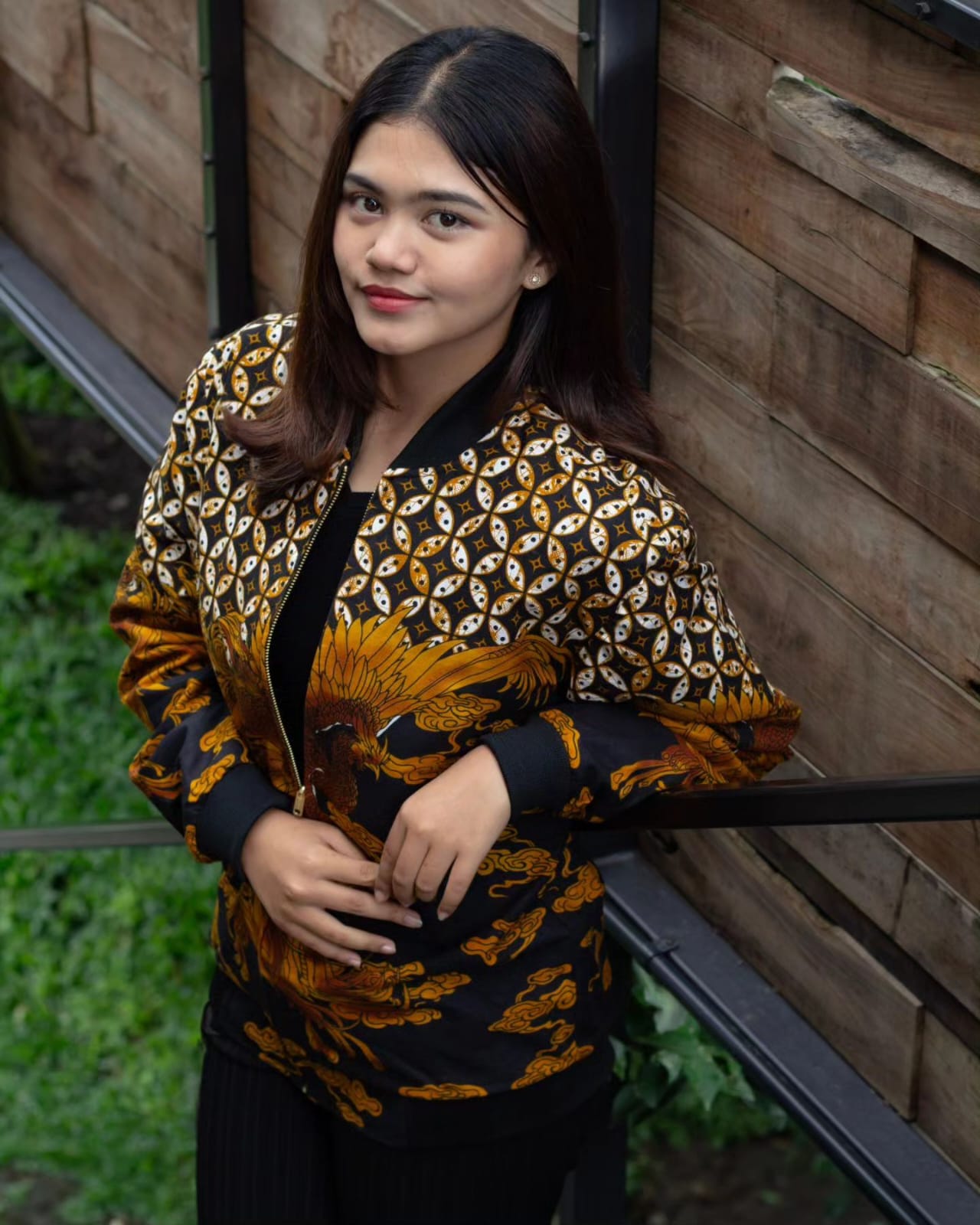 Jaket Bomber Batik Unisex Motif Burung Phoenix