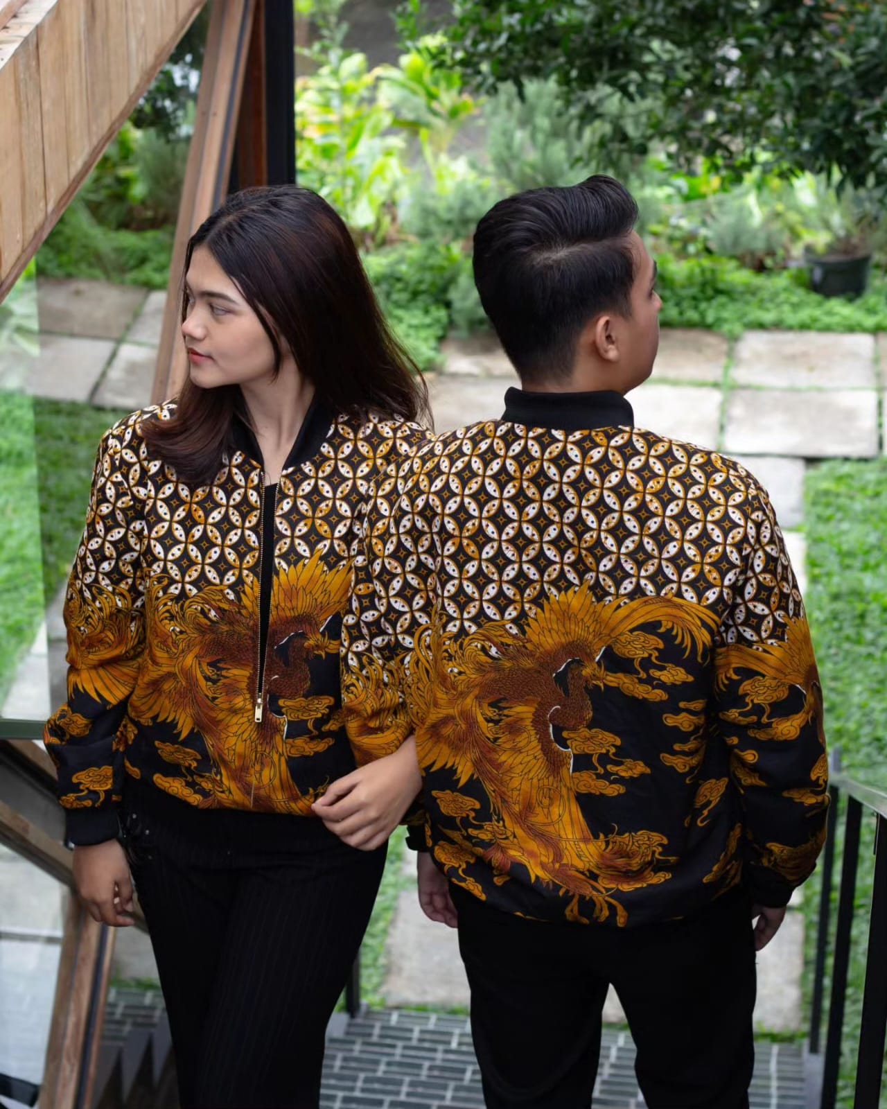 Jaket Bomber Batik Unisex Motif Burung Phoenix