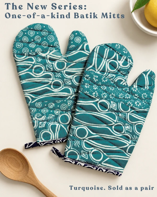 Cempal Tangan/Oven Mitt Batik Cap