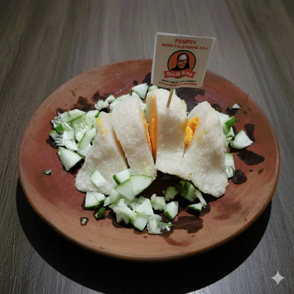 Pempek Kapal Selam Telor Bebek Asin
