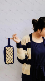 DAUN POUCH DENISE