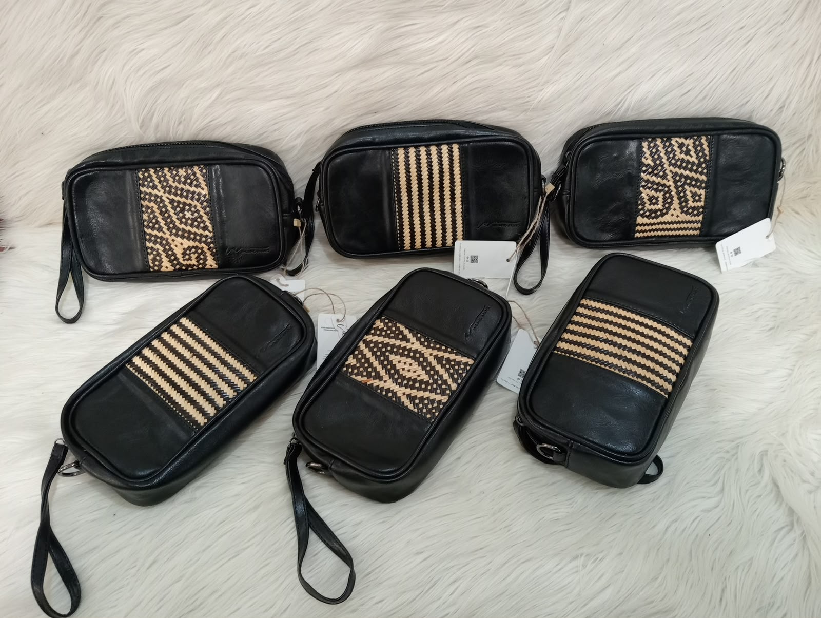 POUCH ROTAN SLINGBAG SYN