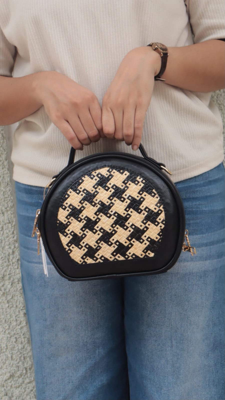 DAISY SLINGBAG SYN