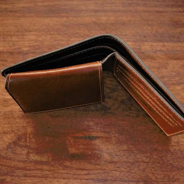 Dompet kulit