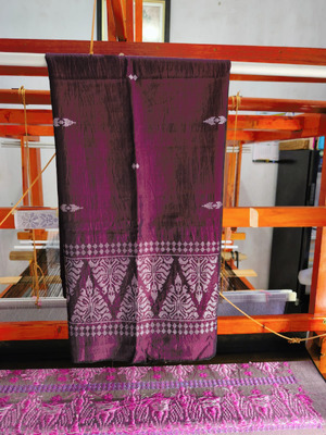 tenun motif pucuk rebung