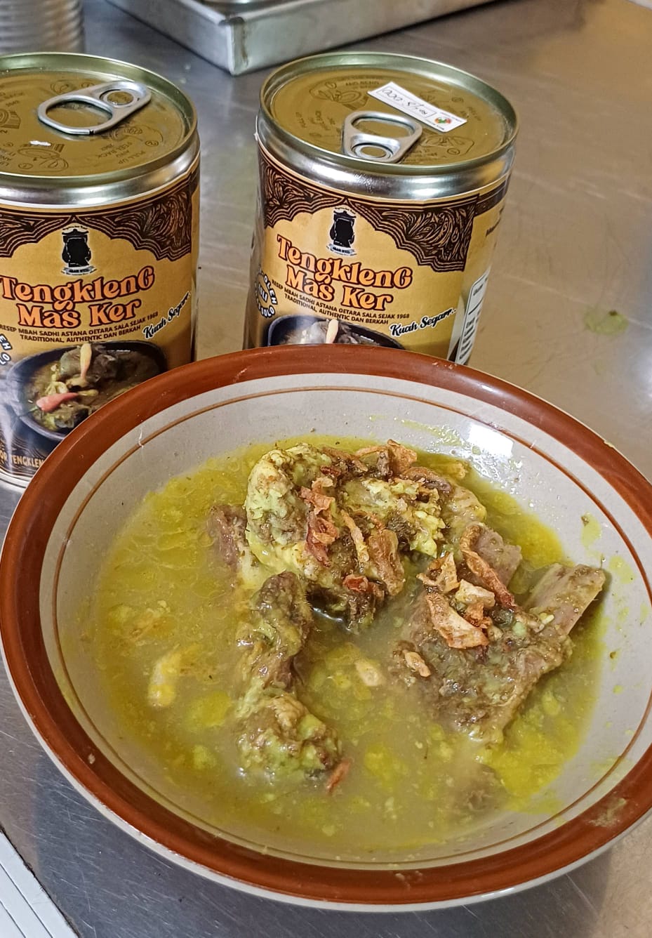 TENGKLENG MAS KER dalam Kaleng