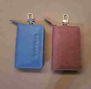 Dompet gantungan kunci kulit asli