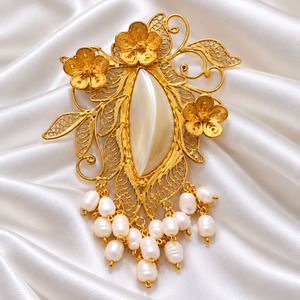 Bros Sekar Arum/ Bros Mutiara Air Tawar Gold Plated Handmade