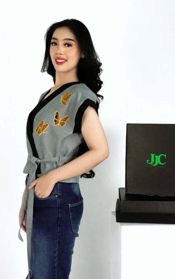 JJC - Atsuko Vest