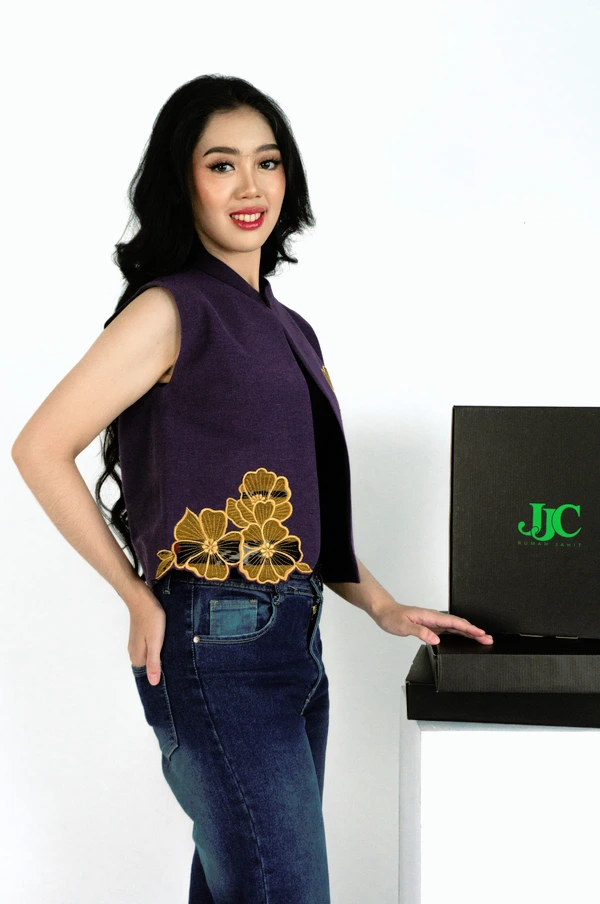 JJC - Lora Vest