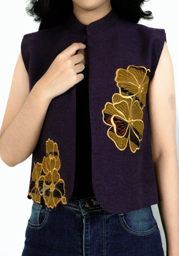 JJC - Lora Vest