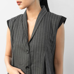 Sae. Rhea Vest Dark Grey Pinstripe - Vest Wanita Premium Tanpa Lengan - Office Look Smart Casual SM - LXL