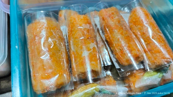Risol ayam suwir