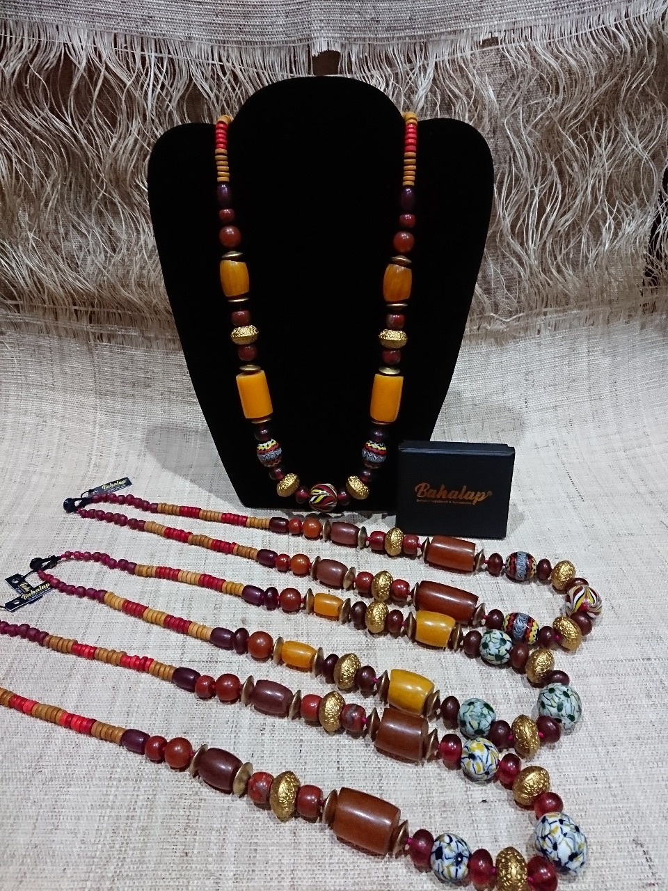 Kalung embar