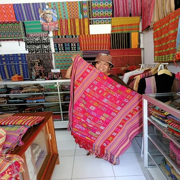 Selimut Talik Mandeu Merah