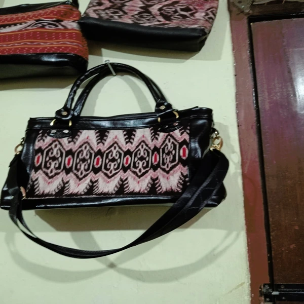 Tas Tenun Wanita