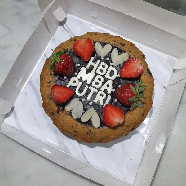 Giant Cookies Hias Custom