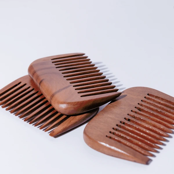 Wood Combs Teak and Aksata for Spa and Hotel Amenities