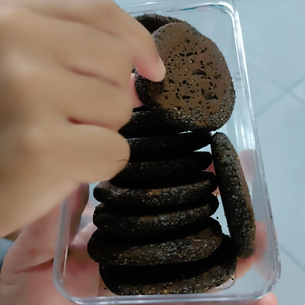 Macao Peanut Chocolate Cookies