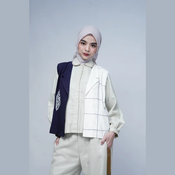 Vest Dara UBAR