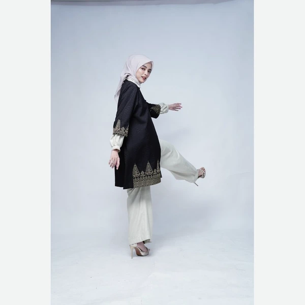 Outer Rebung Ubar
