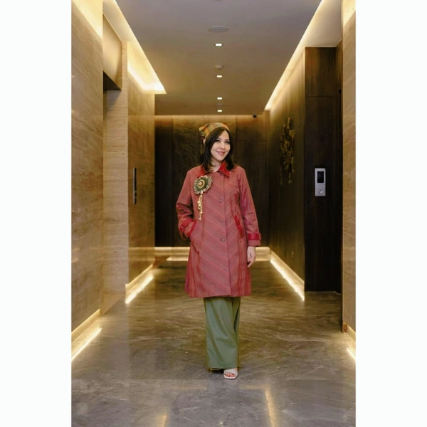 Rasyida Alam - Natesha Outer