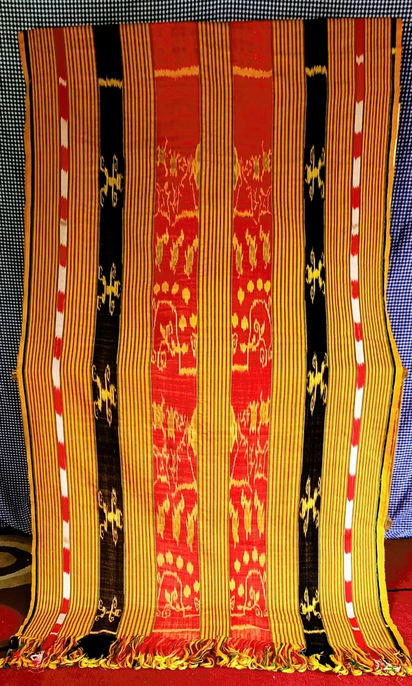 Kain Tenun Motif Alam Banua