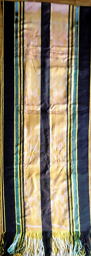 Kain Tenun Berau Motif SAPARADIAN TA'