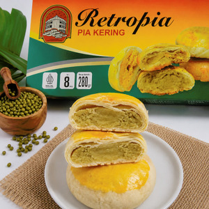 Pia Kering Kacang Hijau. 1 box isi 8 pcs