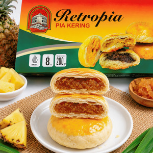 Pia Kering Nanas. 1 box isi 8 pcs.