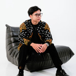 Jaket Bomber Batik Unisex Motif Aksara Pusparaga