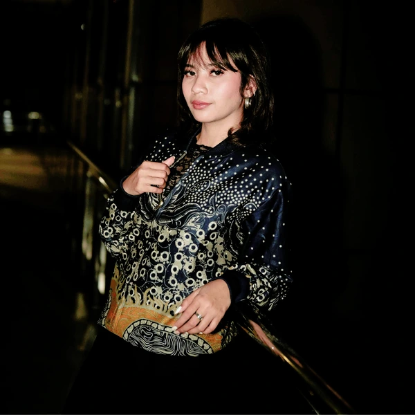 Jaket Bomber Batik Unisex Motif Mandala Biru