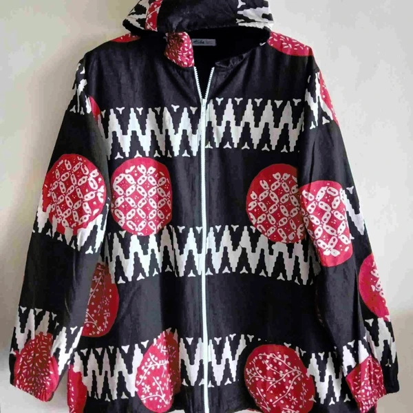 Laras hoodie