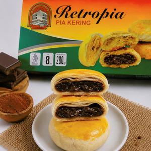 Pia Kering Cokelat. 1 box isi 8 pcs.