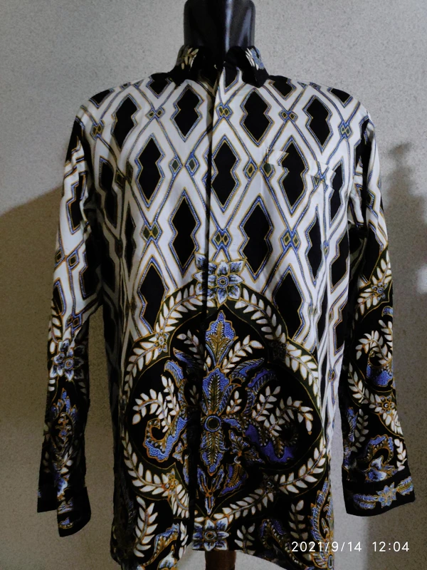Kemeja batik tulis