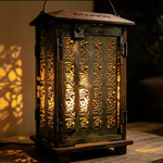 Lampu meja Besurek