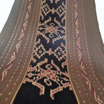 Selendang Tenun Ikat Maumere – Motif Nagalalang (Pewarna Alam)