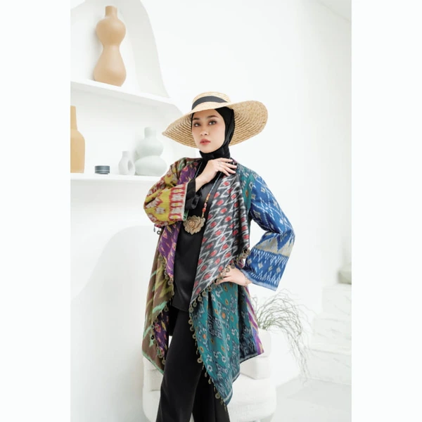Rasyida Alam - Outer Virana