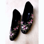 Sepatu wanita sulam 300 gram
