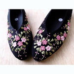 Sepatu wanita sulam 300 gram