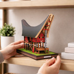 Tongkonan Toraja House, Papercraft Ichinogami (DIY), Isi 1 Set Landmark Toraja Sulawesi Selatan, Lengkap dengan Base, Tinggi 22 cm