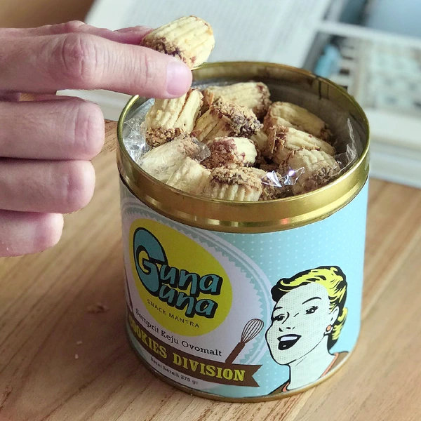 Guna Guna Snack Cookies Semprit Keju Ovomalt 275 gr
