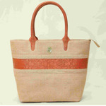 EconiQ Akusara Tote Bag