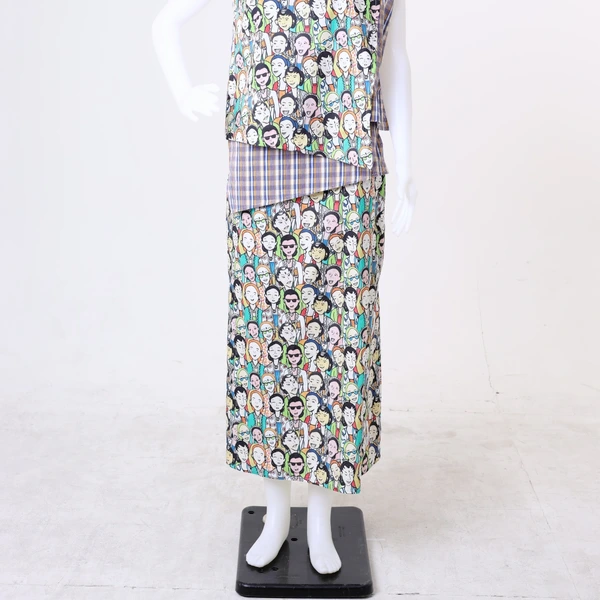 PEREMPUAN BERKEBAYA - A LINE SKIRT WITH PANEL