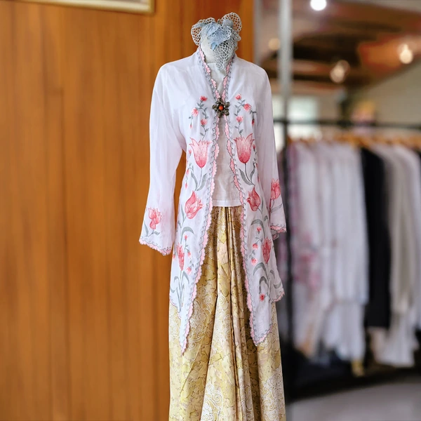 Kebaya Bordi Ready To Wear