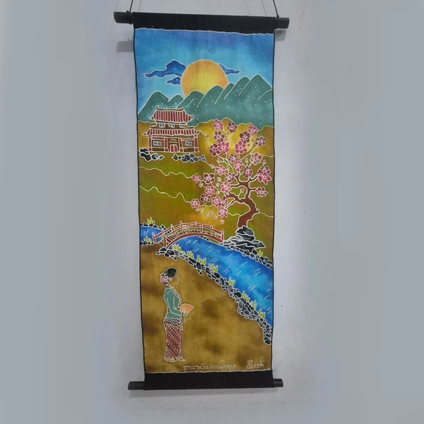 Hiasan Dinding Batik Tulis Motif Perempuan Desa
