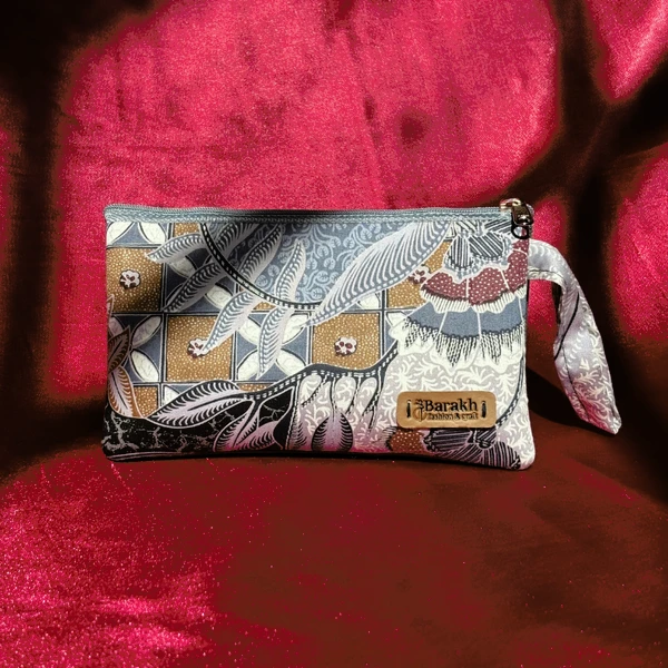 Recycled batik pouch By IBARAKH CRAT